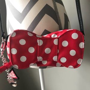 Minnie Mouse over-the-shoulder purse